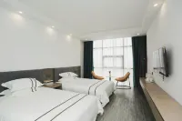 Chicken Mountain Seaside Homestay