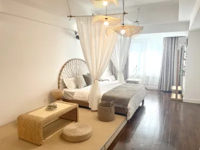 Chayushe Homestay (Yingzhou Wanda Plaza)