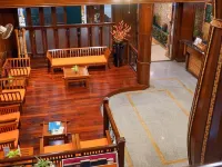 Rattana Karon Beach Hotel カロン・ナイト・マーケット周辺のホテル