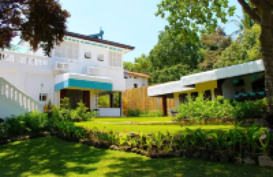 Paradores Del Castillo