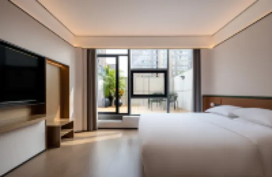 Wuhu Haiyue Future Hotel (Fangteland Jiuzi Ancient Town)