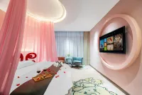 Zhouzhixuanzhu Holiday Hotel Hotels in Zhouzhi