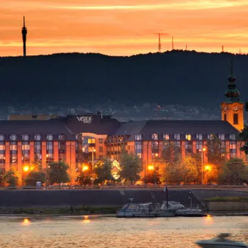 Verdi Budapest Aquincum Hotels near 04. Újpest