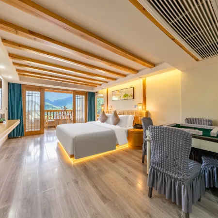 Lanmengting Panorama Hotel (Xijiang Qianhu Miao Village Observation Platform Store)