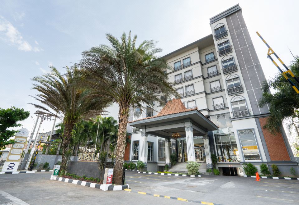 hotel overview picture