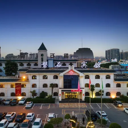 Panshi Hotel