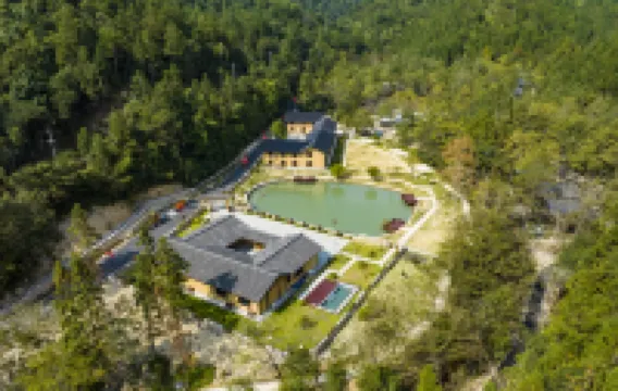 Zhiqing Xiaozhai Homestay