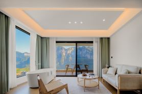 Enshi Grand Canyon Island • Scenic View • Parent Child • Leisure Vacation Homestay
