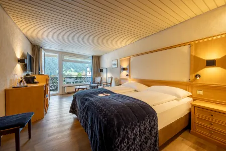 Hotel Kreuz&Post Grindelwald Отели рядом с достопримечательностью «Firstbahn AG»