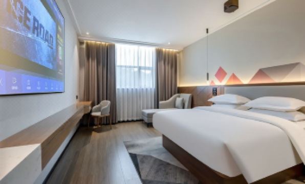 Berman Hotel (Nanning Anji Xijin Metro Station)