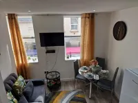 FC Platinum Accommodation Hotel di Watford