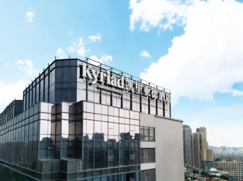 凱里亞德酒店（深圳大運新城盛平地鐵站店）