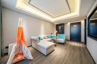 Xana Hotelle Hotel (Korla Hualing Market Bazhou Passenger Transport Terminal) - Mountain view