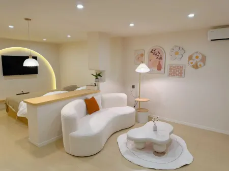 beautiful land. Отели рядом с достопримечательностью «Hengdaohezizhen»