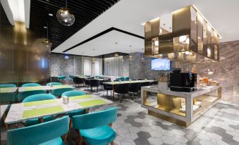 Atour Hotel Huizhou Huiyang High-speed Railway Station