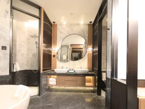 Regal Palace Hotspring Resort Shaoguan