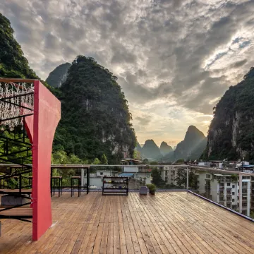 Gu'an Yuefeng · Mountain House (Yangshuo Yulong River Ecological Park Songcheng Eternal Love Store)