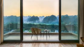 Xingyi Wanfeng Linyue Qili Mountain and Homestay