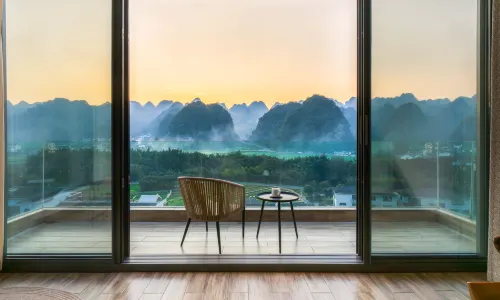 Xingyi Wanfeng Linyue Qili Mountain and Homestay