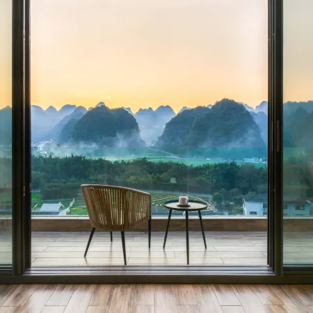 Xingyi Wanfeng Linyue Qili Mountain and Homestay