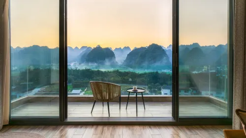 Xingyi Wanfeng Linyue Qili Mountain and Homestay