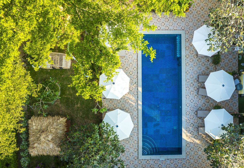 Tongtong Garden Holiday Hotel