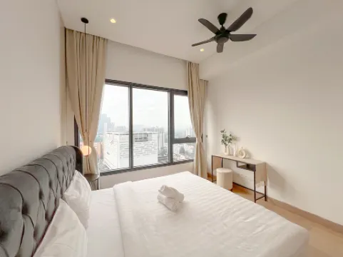 Lucentia Residences Bbcc at Lalaport Kuala Lumpur by Veedu Hauz