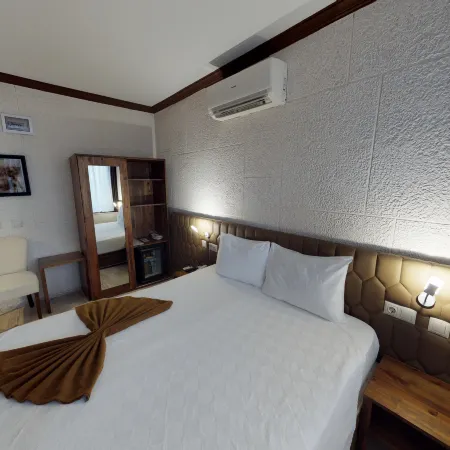 PATRON HOTEL