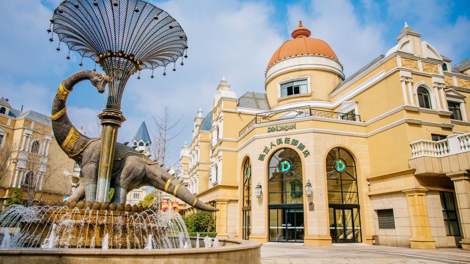 Dinoman Hotel