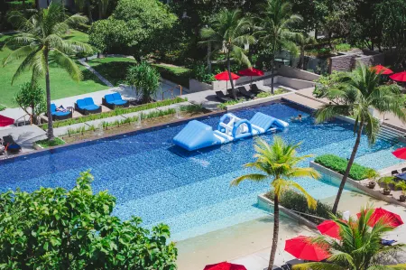 Amari Hua Hin Отели рядом с достопримечательностью «Hua Hin Clock Tower»