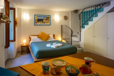 Ventu de Ma Studios Hotels near Vernazza