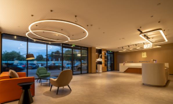 Ni Hao Hotel (Zhuhai Tangjiawan Beach Lovers North Road)