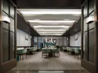NEO ISLE Hotel (Guilin Liangjiang Sihu Xiangbishan) Hotels near Qixing