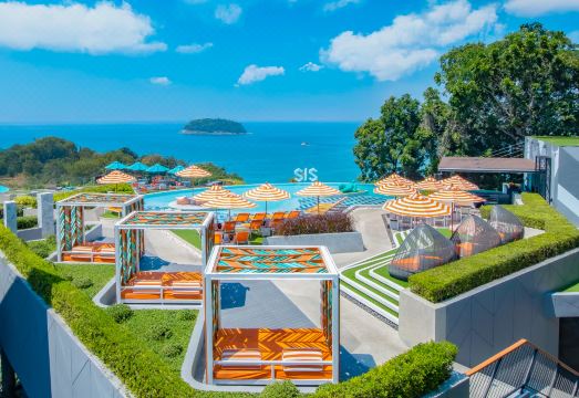 더 시스 카타 리조트 옥상 풀