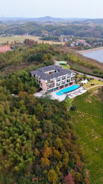 Guangde Swift Valley Luxury Resort