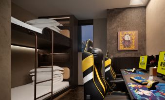 Lanxiong E-Sports Hotel (Changsha Wu Yi Square IFS)