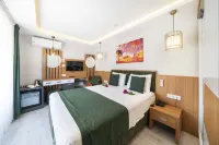 모곤스 익스클루시브 호텔 Kalamar Beach Club 주변 호텔