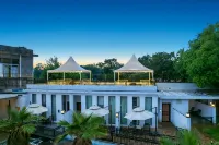 Golden  Coast  YuLong  Resort  Hotel Hotels in Shilin