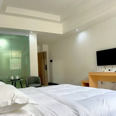 Yunzhou Grand Hotel