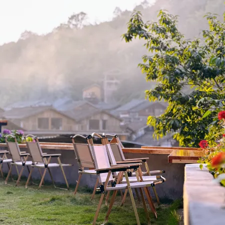 Jijing Zhaoxing Boutique Homestay (Zhaoxing Dong Village Branch)