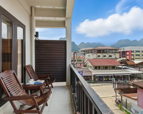 Central Hotel Vang Vieng Kamar Photos