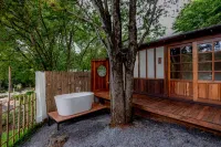 Tanuki house Khaoyai