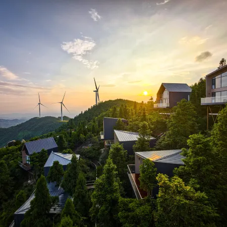 Cloud Ziyun Peak Resort