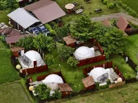 Pua The Moon Hotels in Pua