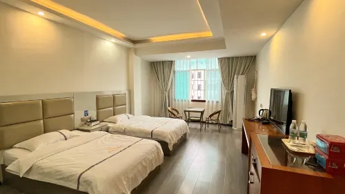 Hezhang Banyuewan Hotel - موقف سيارات