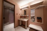 HanTing Hotel (Daqing Dorbod Station) Hotels in Dorbod County