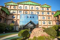 Songshu Linjian Hotel