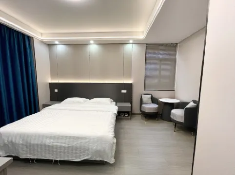 Hongtai Homestay (Lujiang Neihuan North Road)