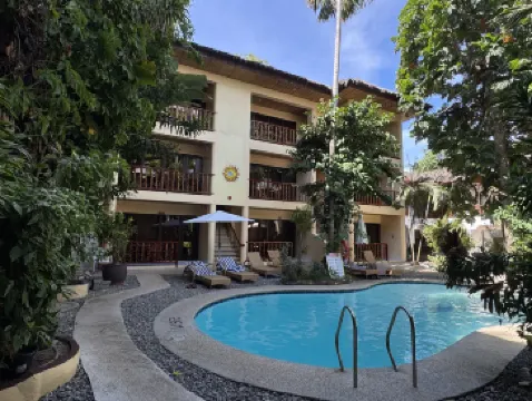 อโลนาวีดา บีชรีสอร์ท