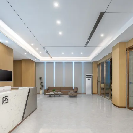 Lvzhinan Business Hotel